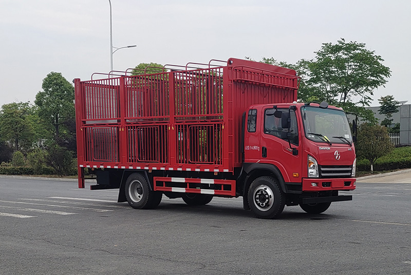 權(quán)駿牌JJJ5140CCQCGC型畜禽運(yùn)輸車